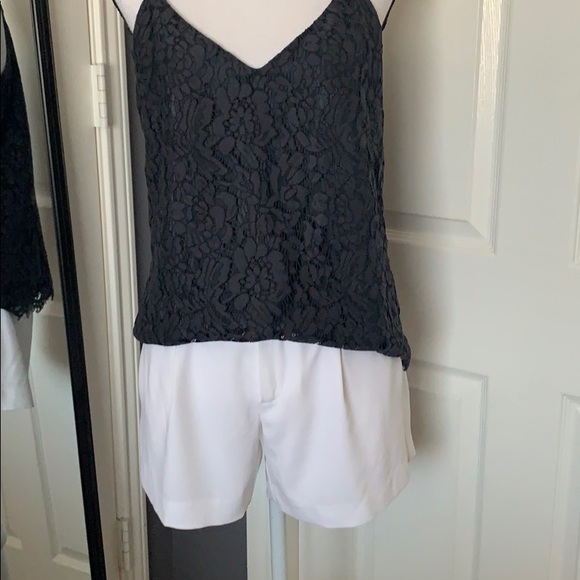 Banana Republic white shorts - Picture 5 of 8